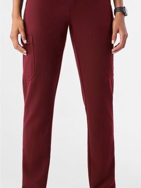 FIGS Women's Straight-Leg Yola Pant Burgundy